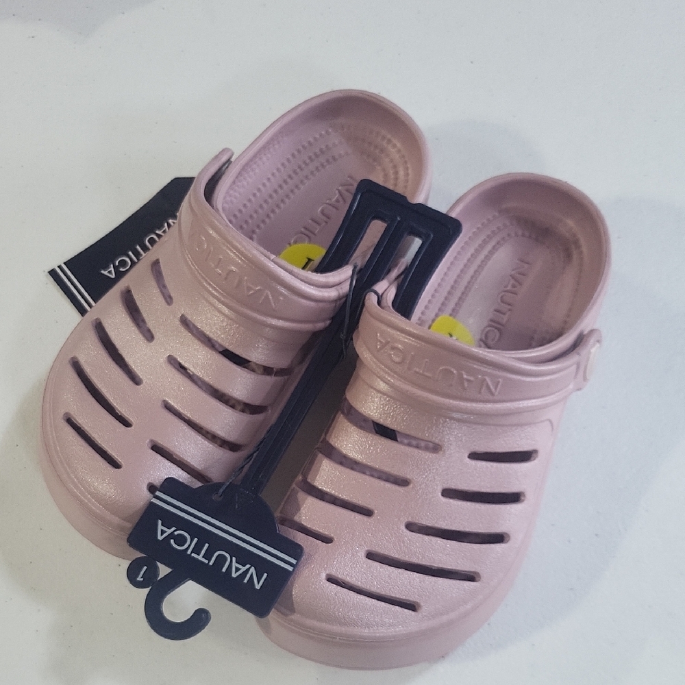 NAUTICA Pink Pearlized River Edge Girl's 1 Slip On Shoe